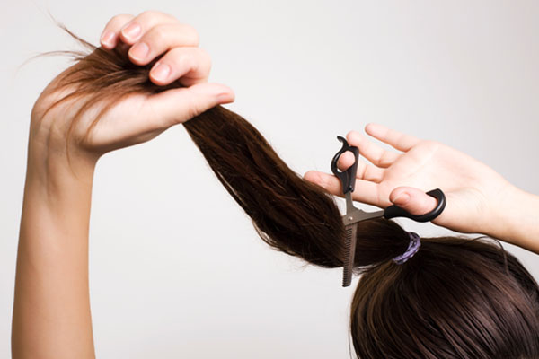 Cieniowanie włosów upiętych w koński ogon