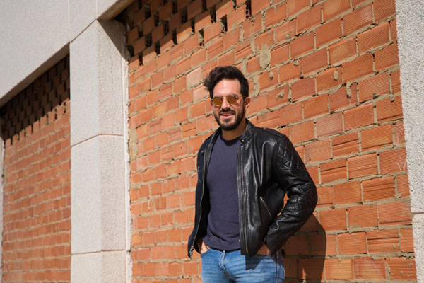 Klasyczne ubranie dla mężczyzny