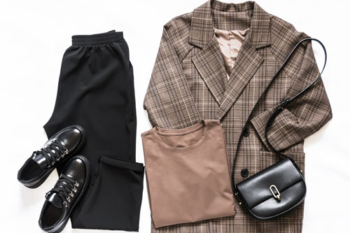 Moda jesienna do pracy czy biura