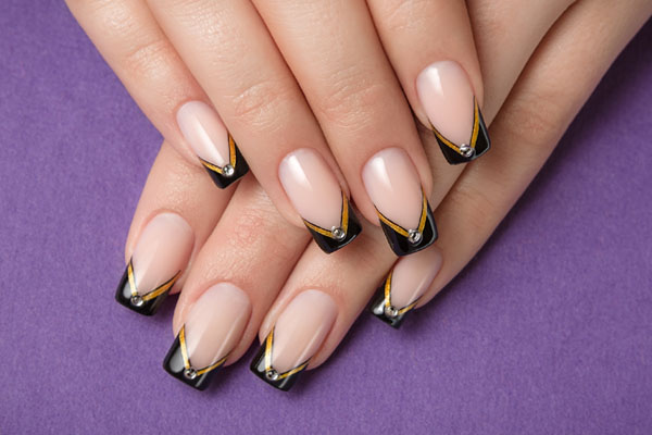 Idealne paznokcie dla Wodnika